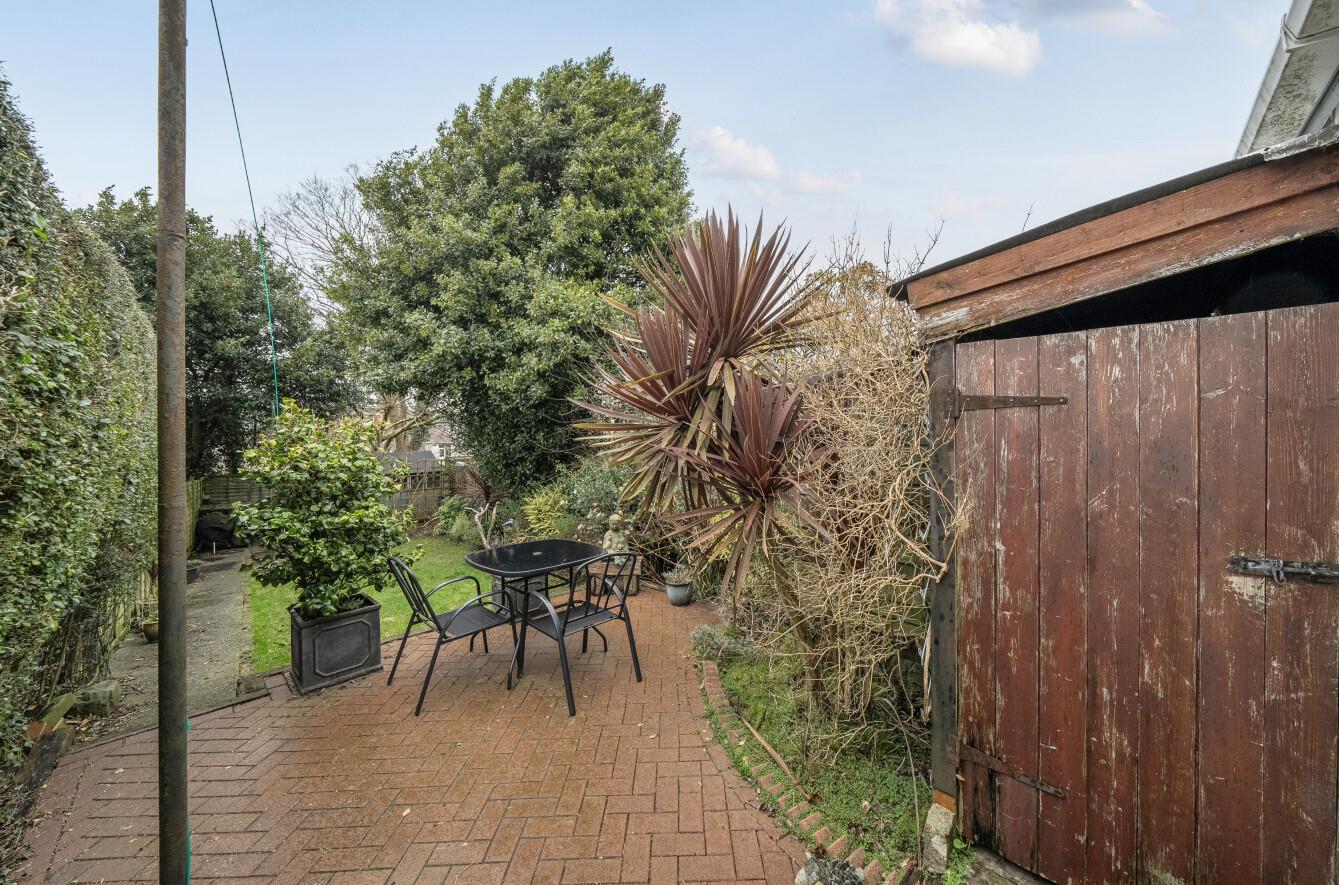 Carnglas Road, Sketty, Swansea, SA2 9BL